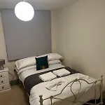 Apartmán Convenient Budget 3bed Shared Kitchen *