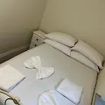 3 Private In Shared With Kitchen