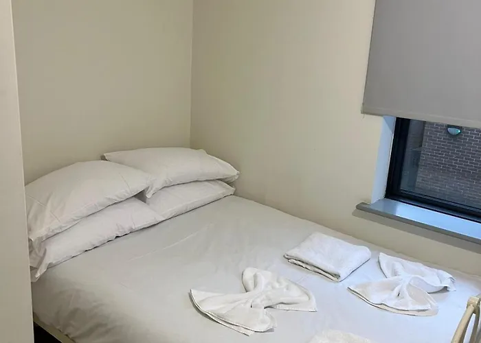 Convenient Budget 3bed Shared Kitchen Διαμέρισμα